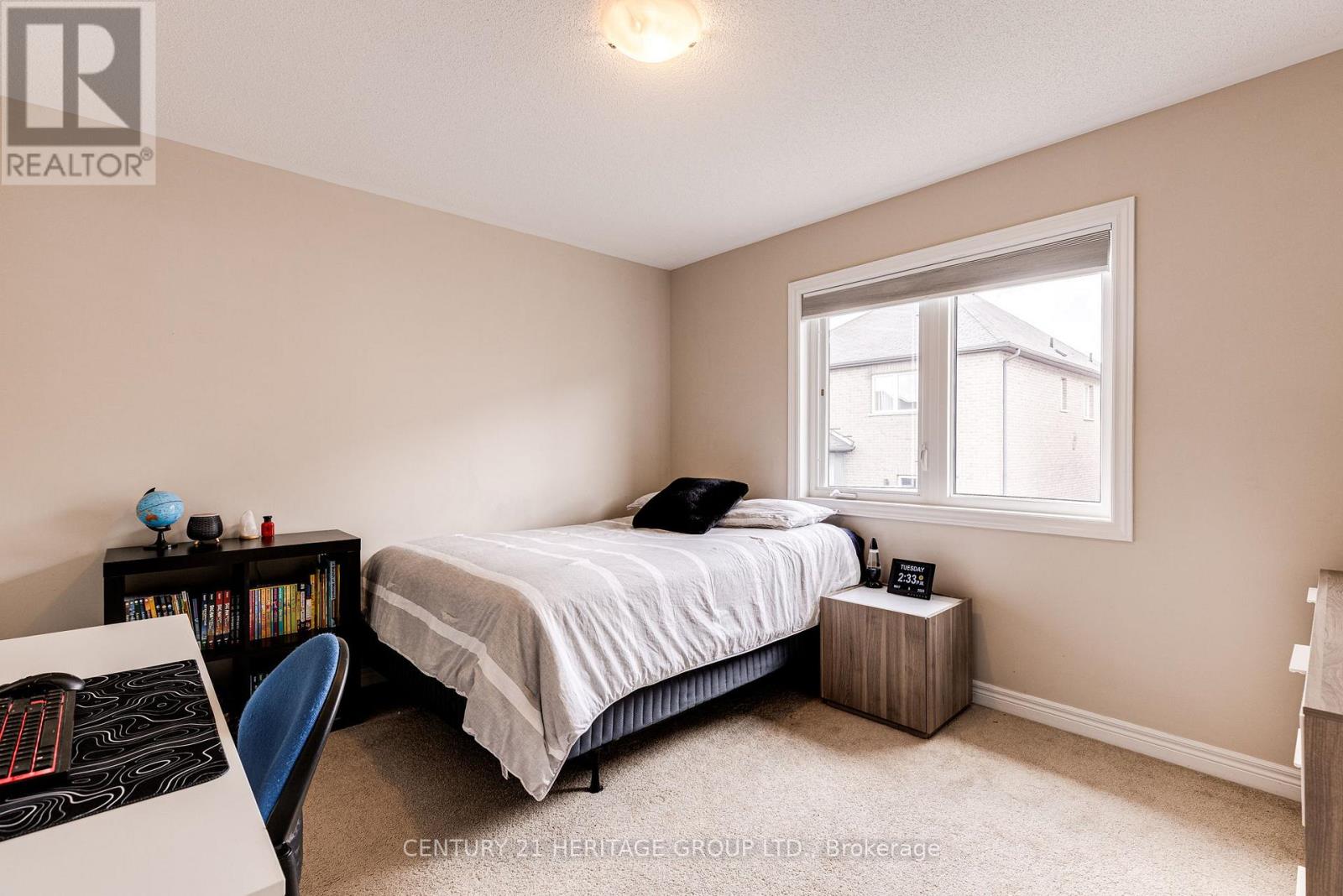 223 Aspenwod Drive, Newmarket, Ontario  L3X 3L1 - Photo 24 - N12130303