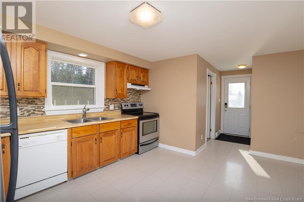 164 Crocket Street, Fredericton, New Brunswick  E3A 4H3 - Photo 13 - NB117631