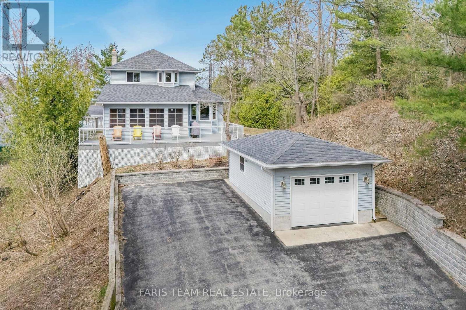 8 GLEN FOREST TRAIL, tiny, Ontario