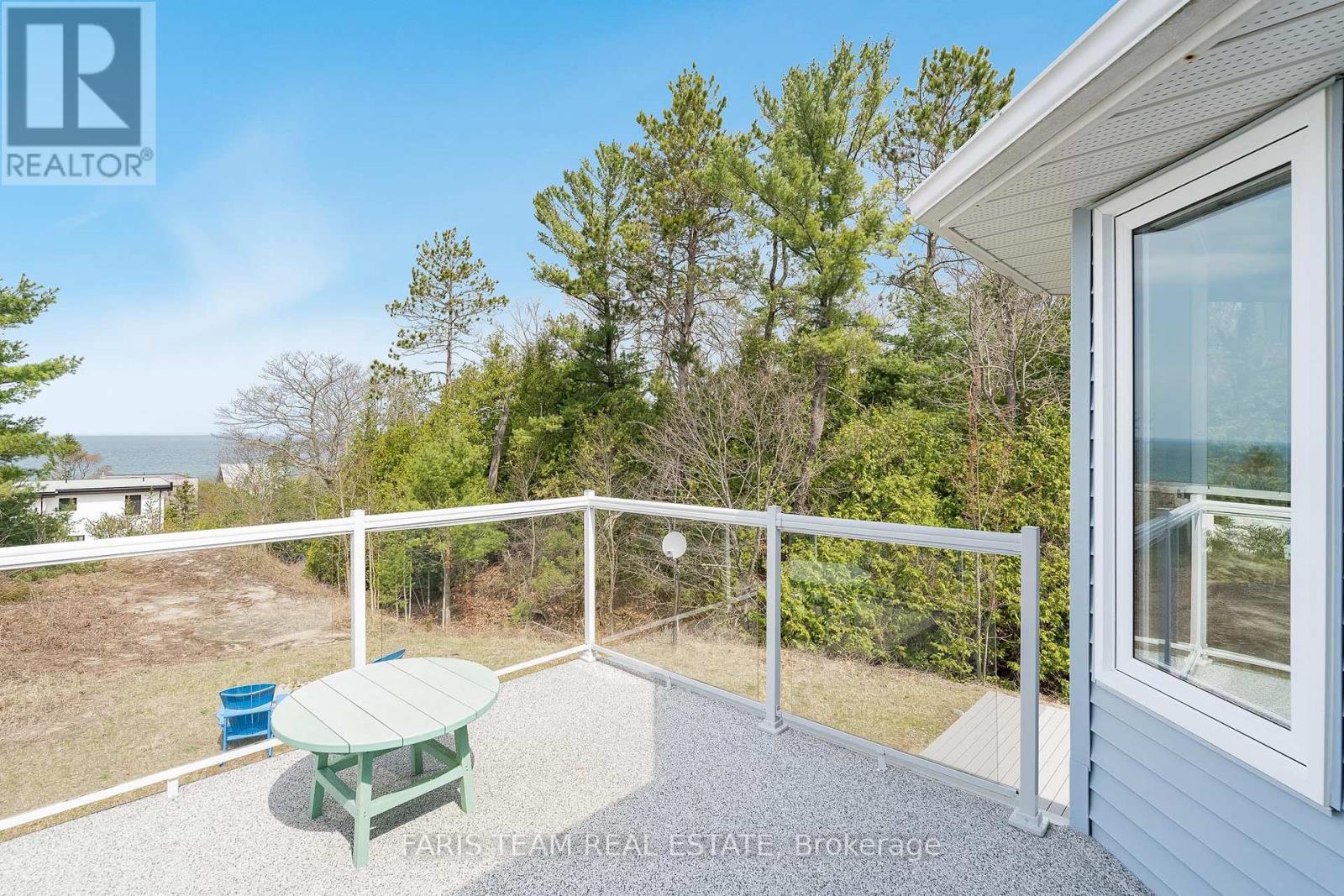 8 Glen Forest Trail, Tiny, Ontario  L0L 2T0 - Photo 17 - S12130182