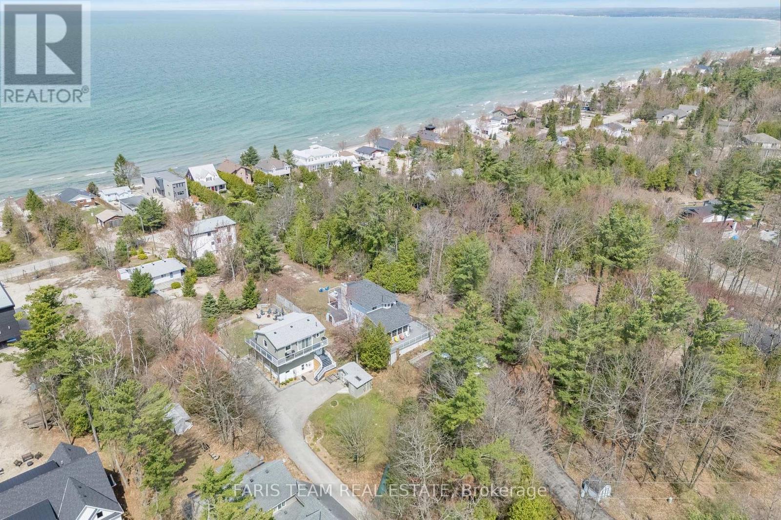 Property at 8 GLEN FOREST TRAIL image 2
