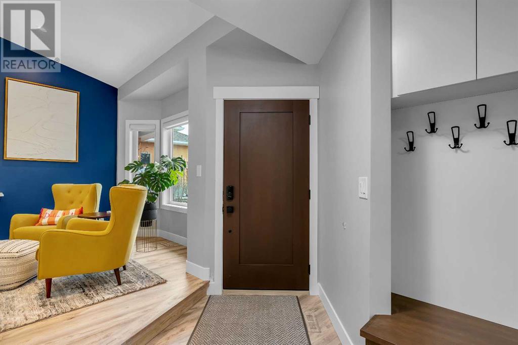 Property at 186 Hawkville Close NW image 3