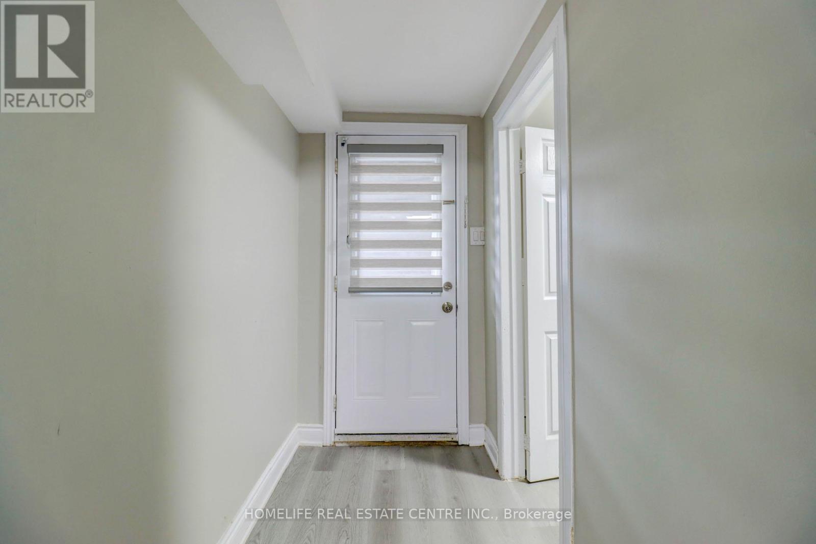 240 Bayfield Street, Barrie, Ontario  L4M 3B7 - Photo 29 - S12122097