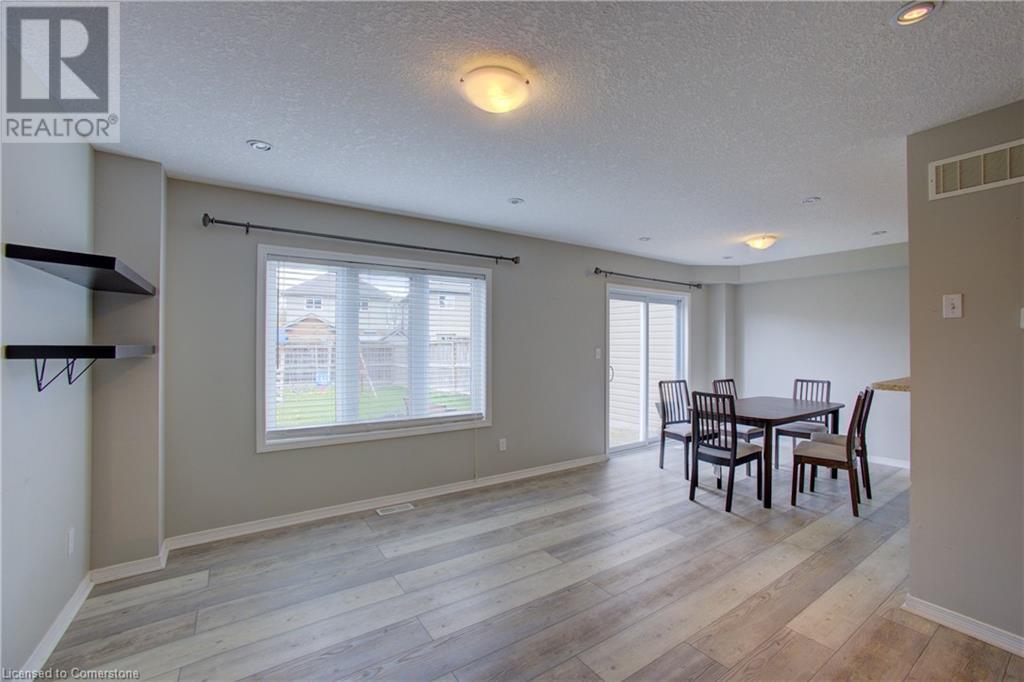 945 Zeller Crescent, Kitchener, Ontario  N2A 0C9 - Photo 8 - 40724742