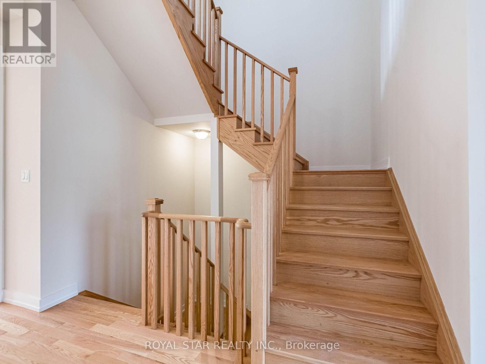 3110 Meadowridge Drive, Oakville, Ontario  L6H 7G1 - Photo 21 - W12130143