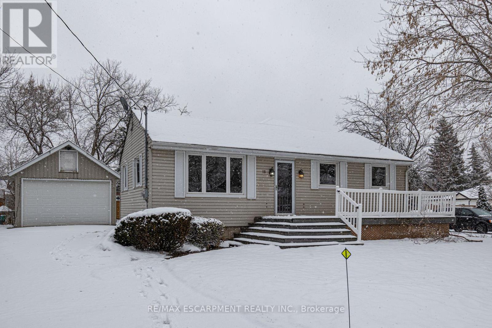 18 MILES STREET, Milton, Ontario