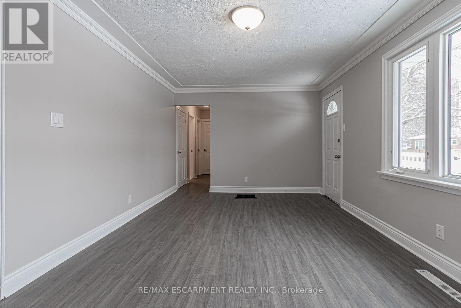 18 Miles Street, Milton (Bm Bronte Meadows), Ontario  L9T 1E4 - Photo 27 - W12130162