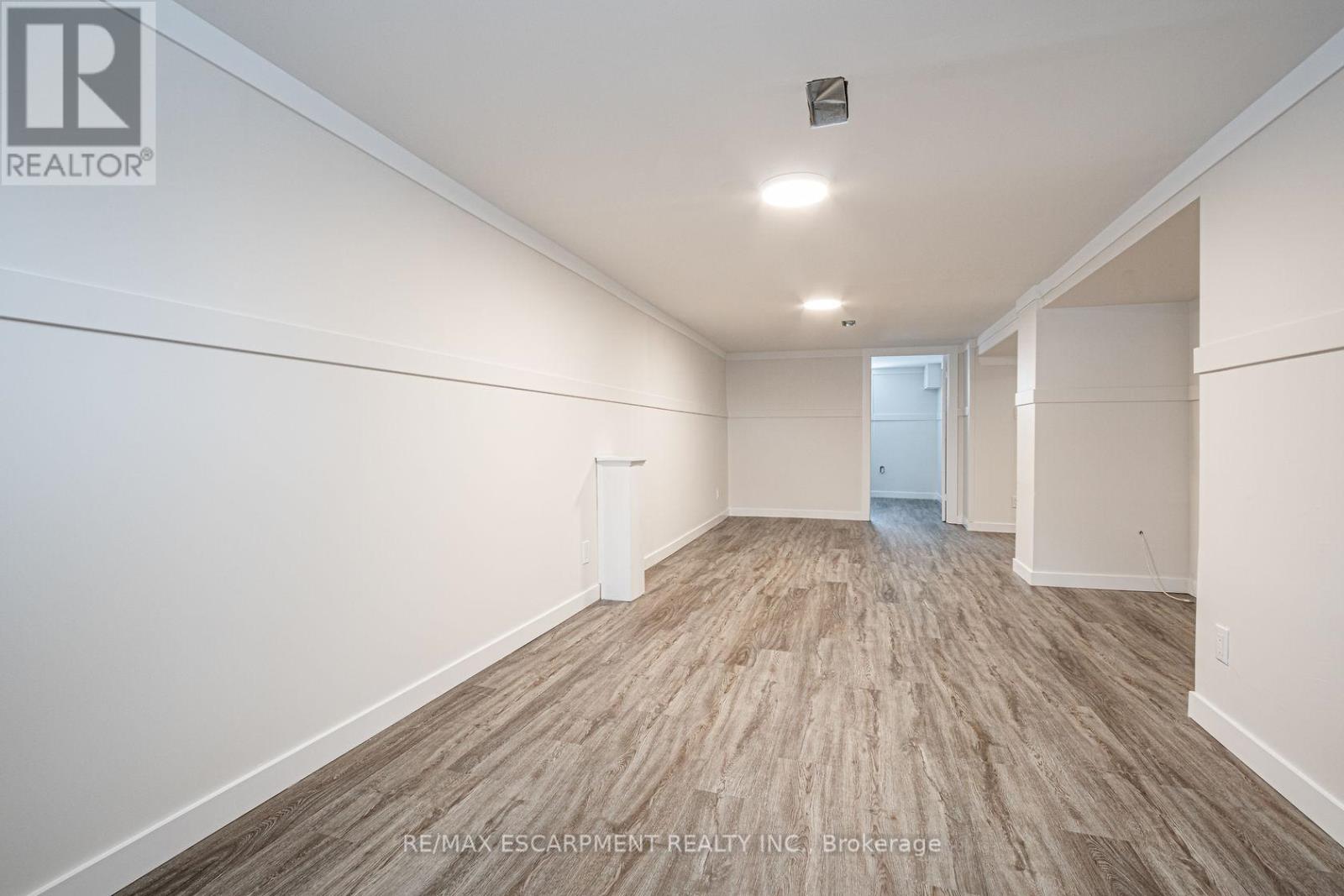 18 Miles Street, Milton, Ontario  L9T 1E4 - Photo 33 - W12130162