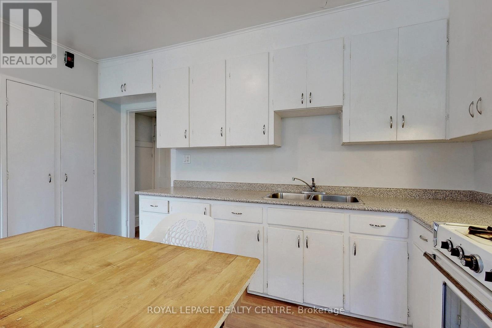 48 Northumberland Street, Toronto (Dovercourt-Wallace Emerson-Junction), Ontario  M6H 1R1 - Photo 15 - W12130191