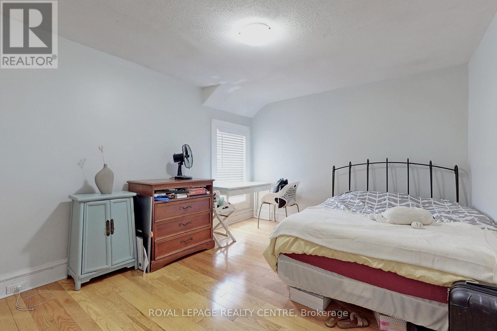 48 Northumberland Street, Toronto, Ontario  M6H 1R1 - Photo 25 - W12130191