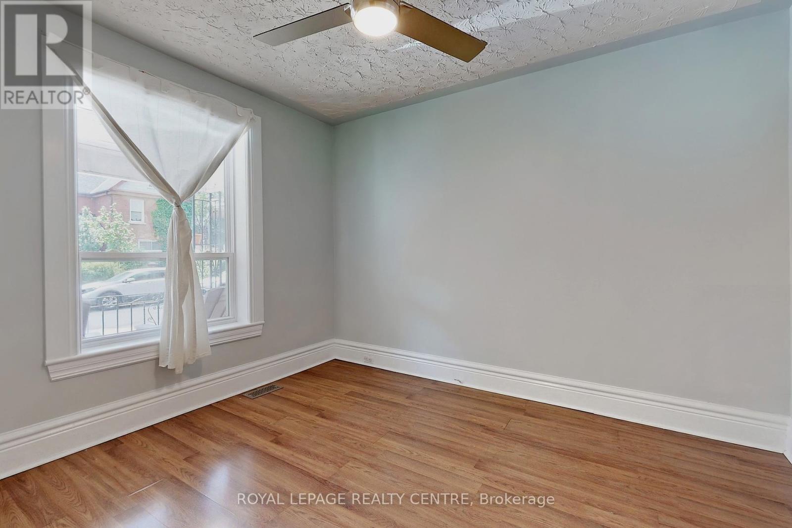 48 Northumberland Street, Toronto, Ontario  M6H 1R1 - Photo 4 - W12130191