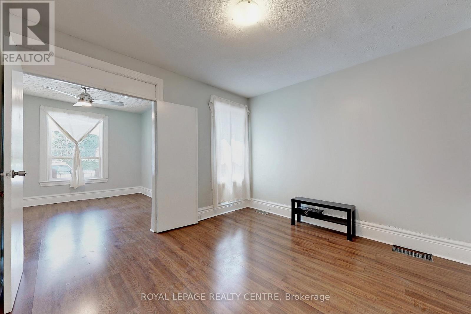 48 Northumberland Street, Toronto, Ontario  M6H 1R1 - Photo 8 - W12130191