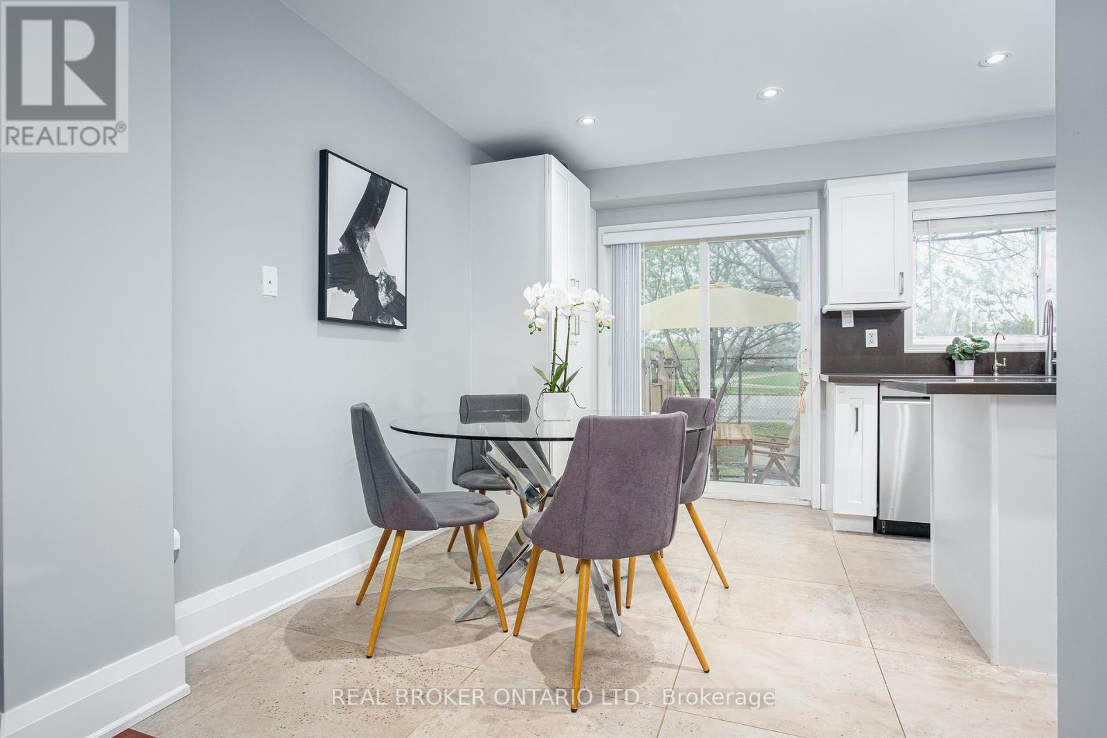 Th71 - 86 Joymar Drive, Mississauga, Ontario  L5M 7Z6 - Photo 5 - W12130214