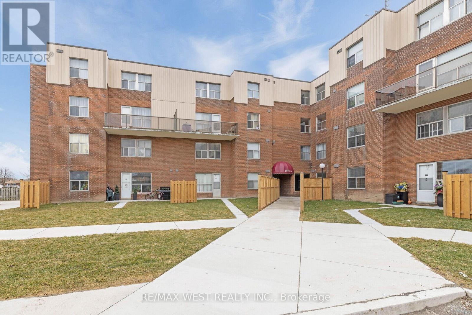 Property at 101 - 1055 A FORESTWOOD DRIVE image 3