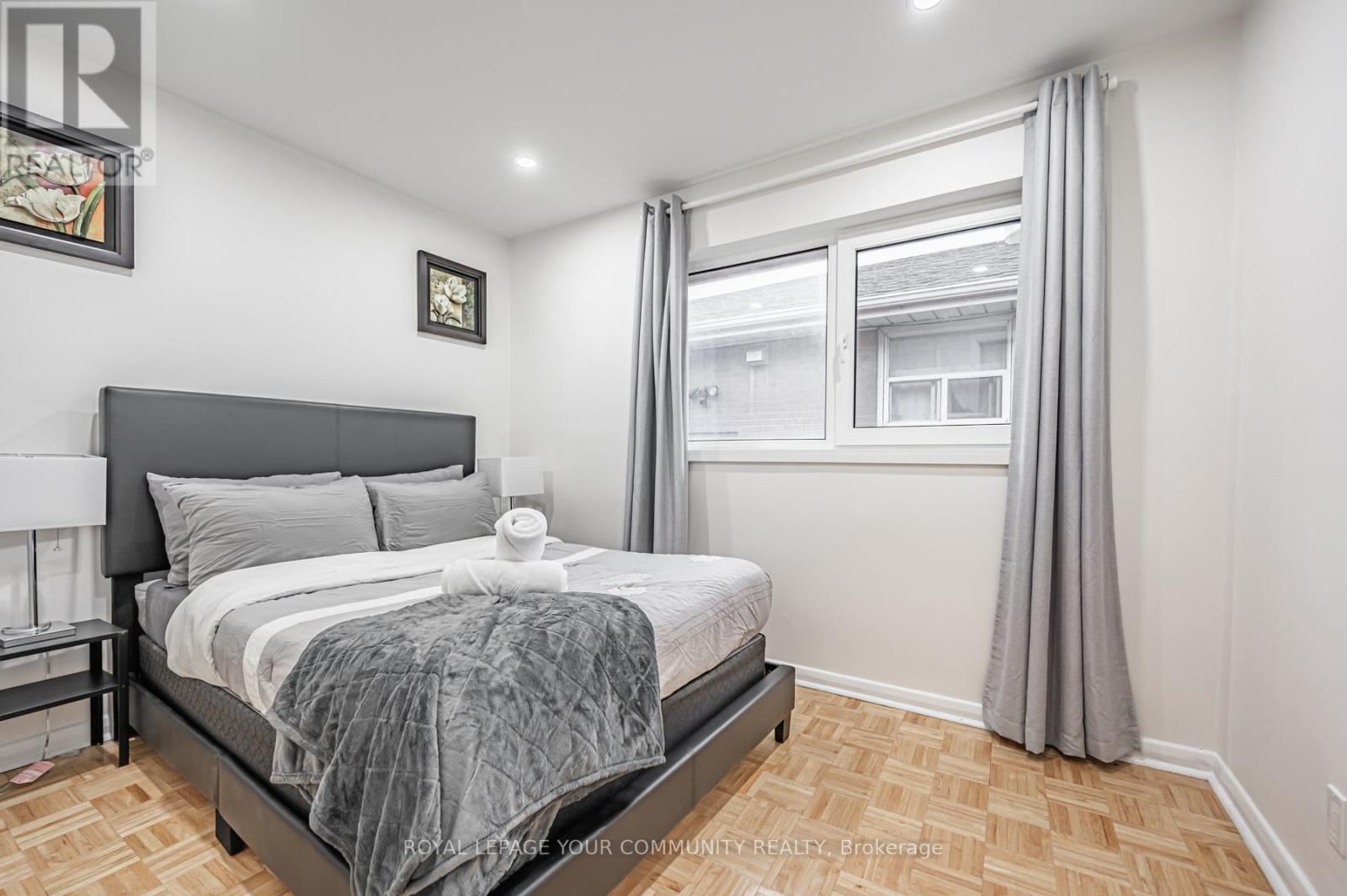 Main - 20 Littlewood Crescent, Toronto (Eringate-Centennial-West Deane), Ontario  M9C 4A8 - Photo 21 - W12130225