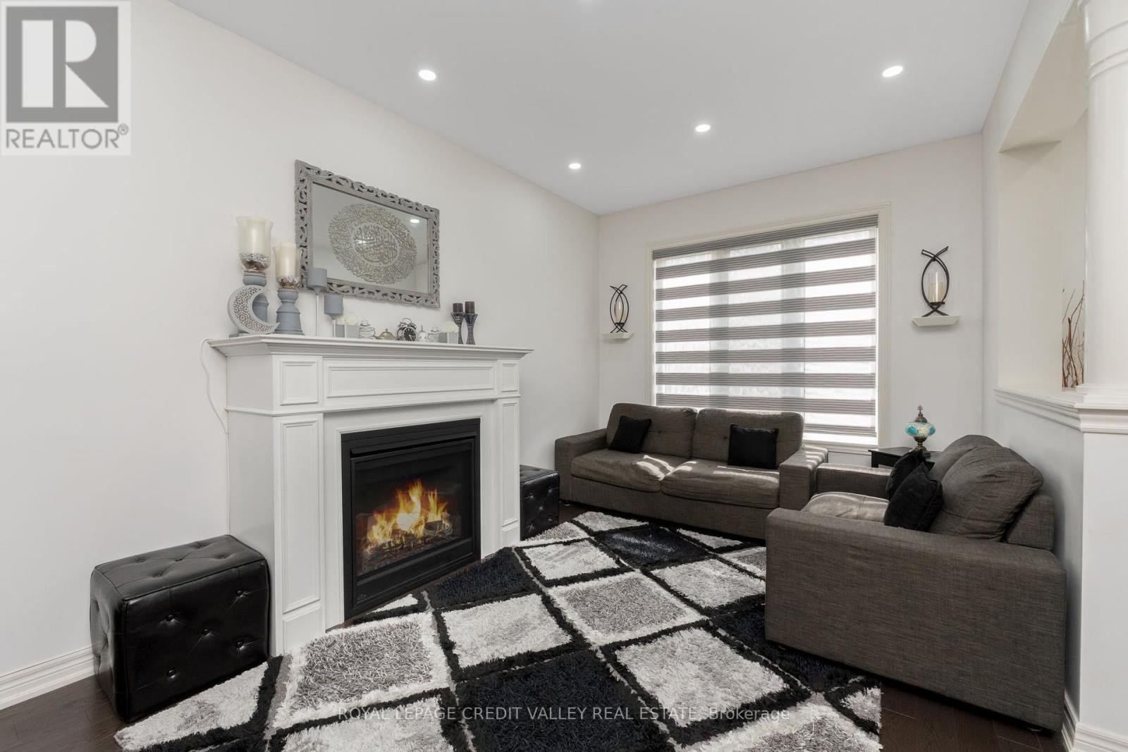 83 Padbury Trail, Brampton (Northwest Brampton), Ontario  L7A 4V3 - Photo 13 - W12130297