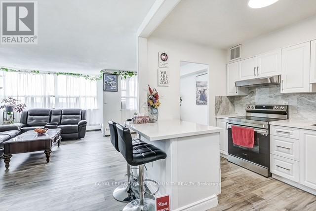 1410 - 451 THE WEST MALL DRIVE, Toronto, Ontario