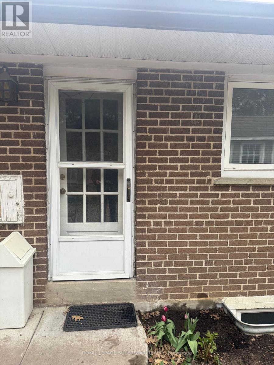 Property at 15 QUINBY COURT image 2
