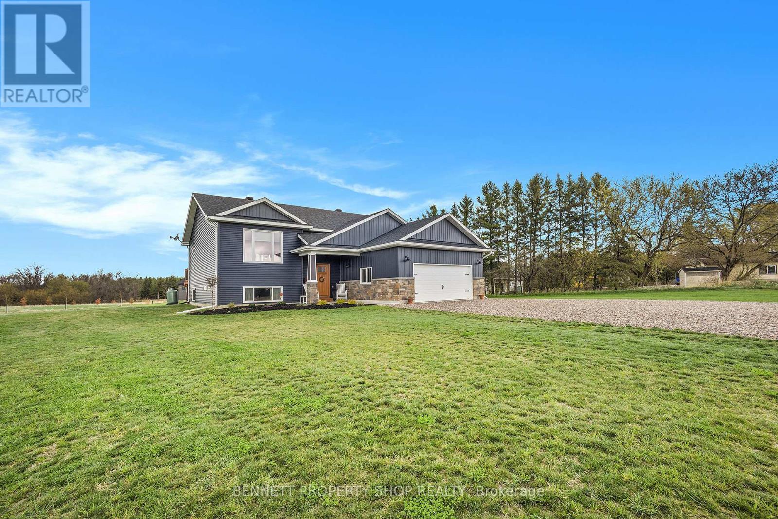 24 Humphries Road, Horton, Ontario  K7V 3Z8 - Photo 2 - X11936348