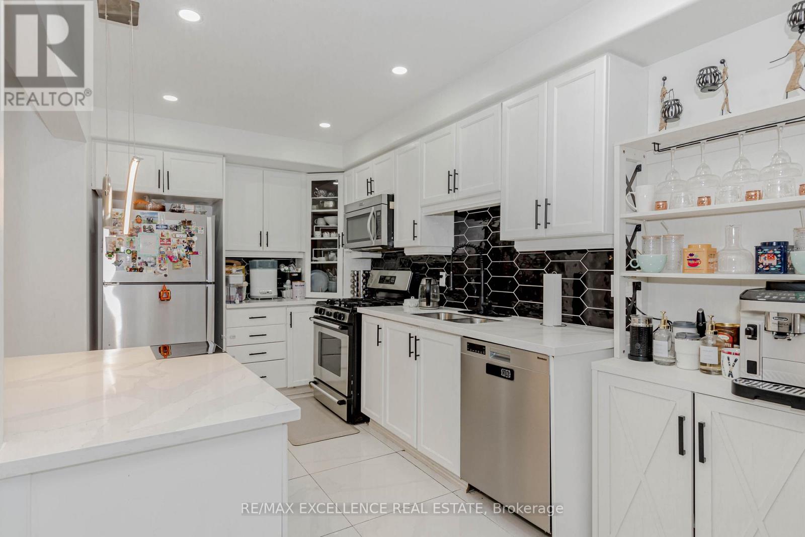38 Magnificent Way, Hamilton, Ontario  L0R 1C0 - Photo 21 - X12130362