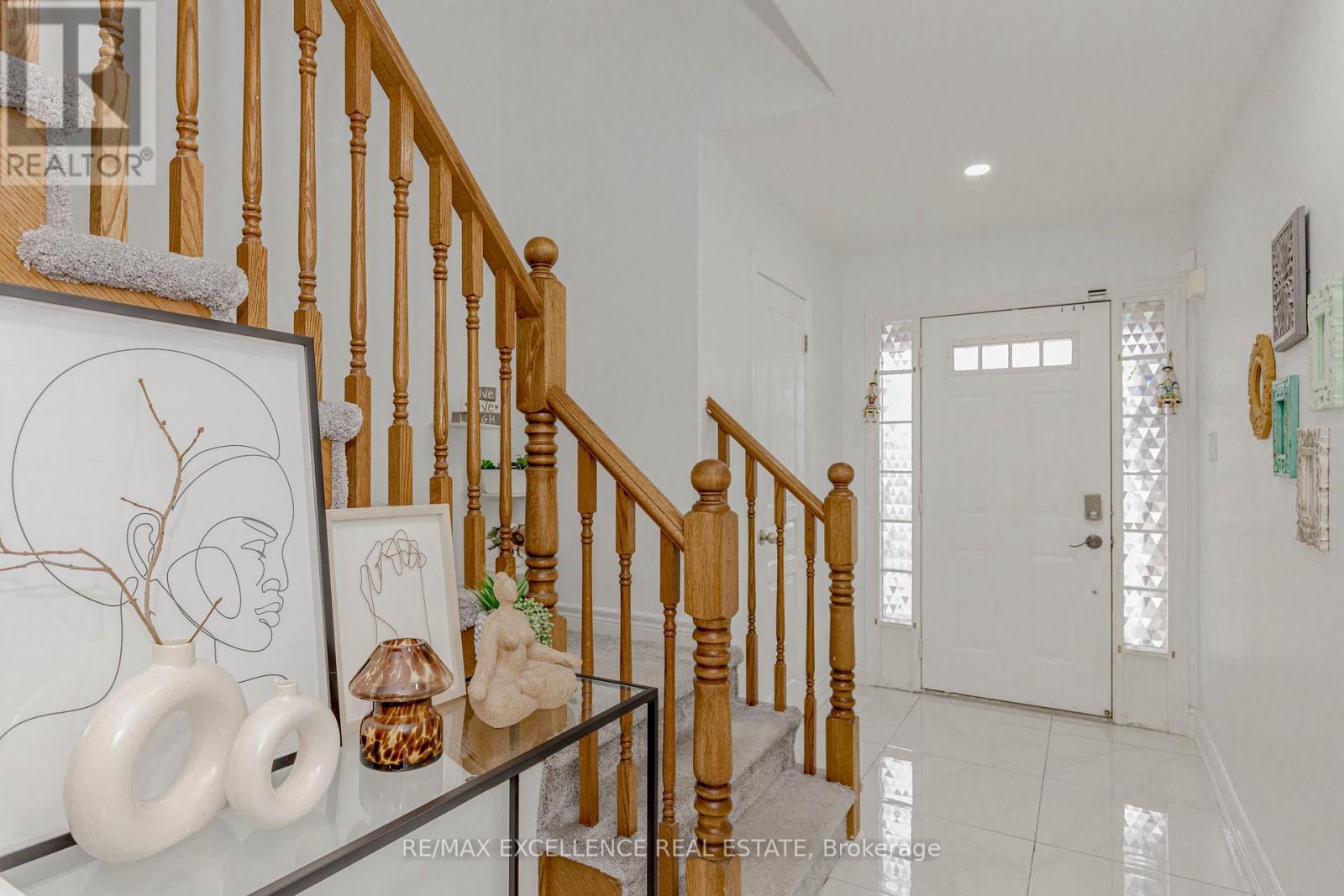 38 Magnificent Way, Hamilton, Ontario  L0R 1C0 - Photo 9 - X12130362