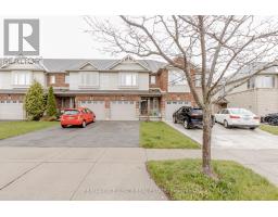 38 MAGNIFICENT WAY, Hamilton, Ontario