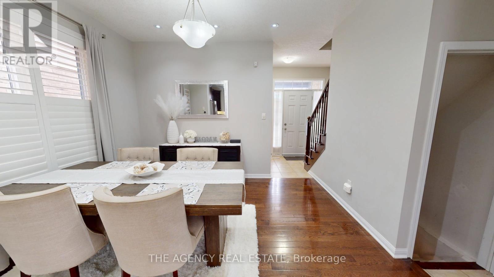 346 Schreyer Crescent, Milton, Ontario  L9T 7T1 - Photo 4 - W12130647