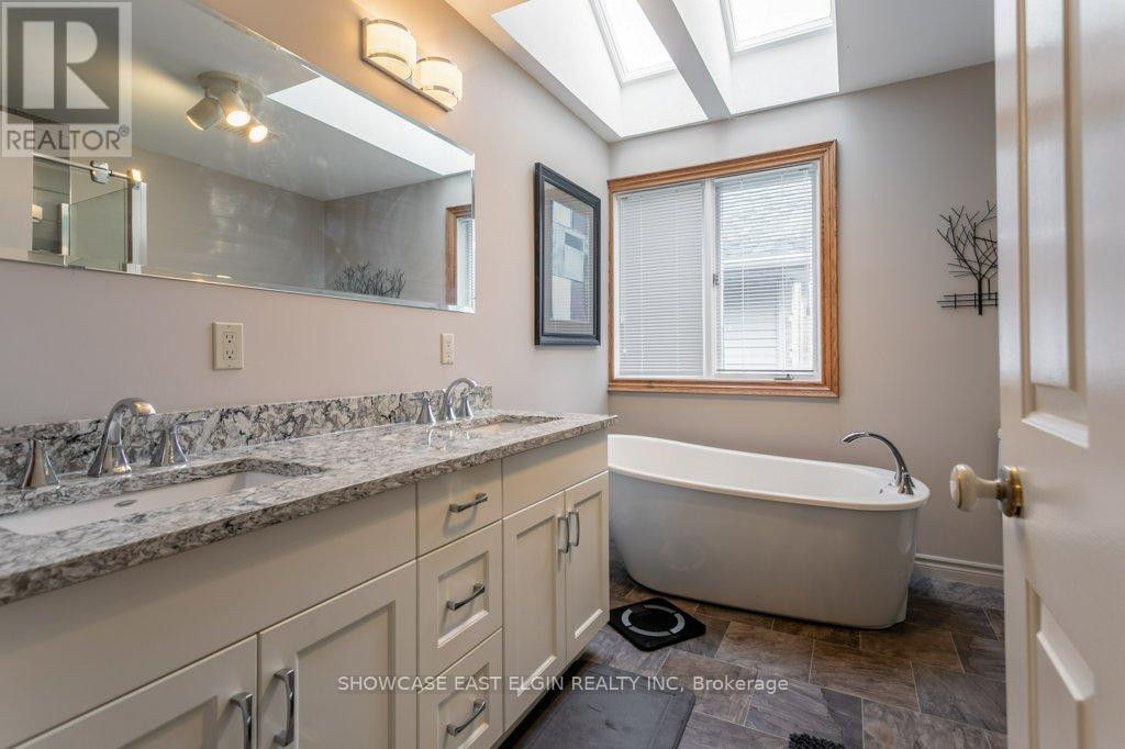 28 Sinclair Crescent, Aylmer, Ontario  N5H 3B7 - Photo 20 - X12130615