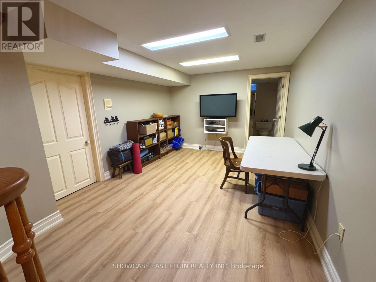 28 Sinclair Crescent, Aylmer, Ontario  N5H 3B7 - Photo 24 - X12130615