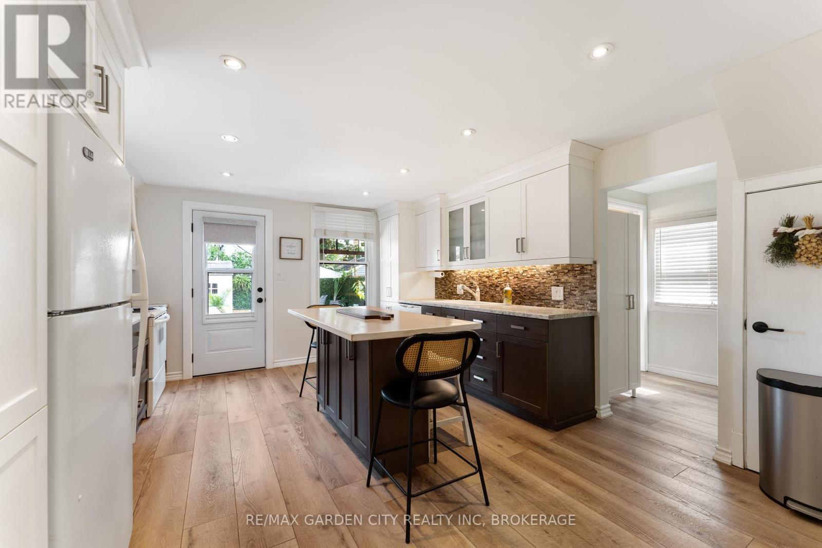 28 Elberta Street, St. Catharines, Ontario  L2M 5M5 - Photo 6 - X12000989