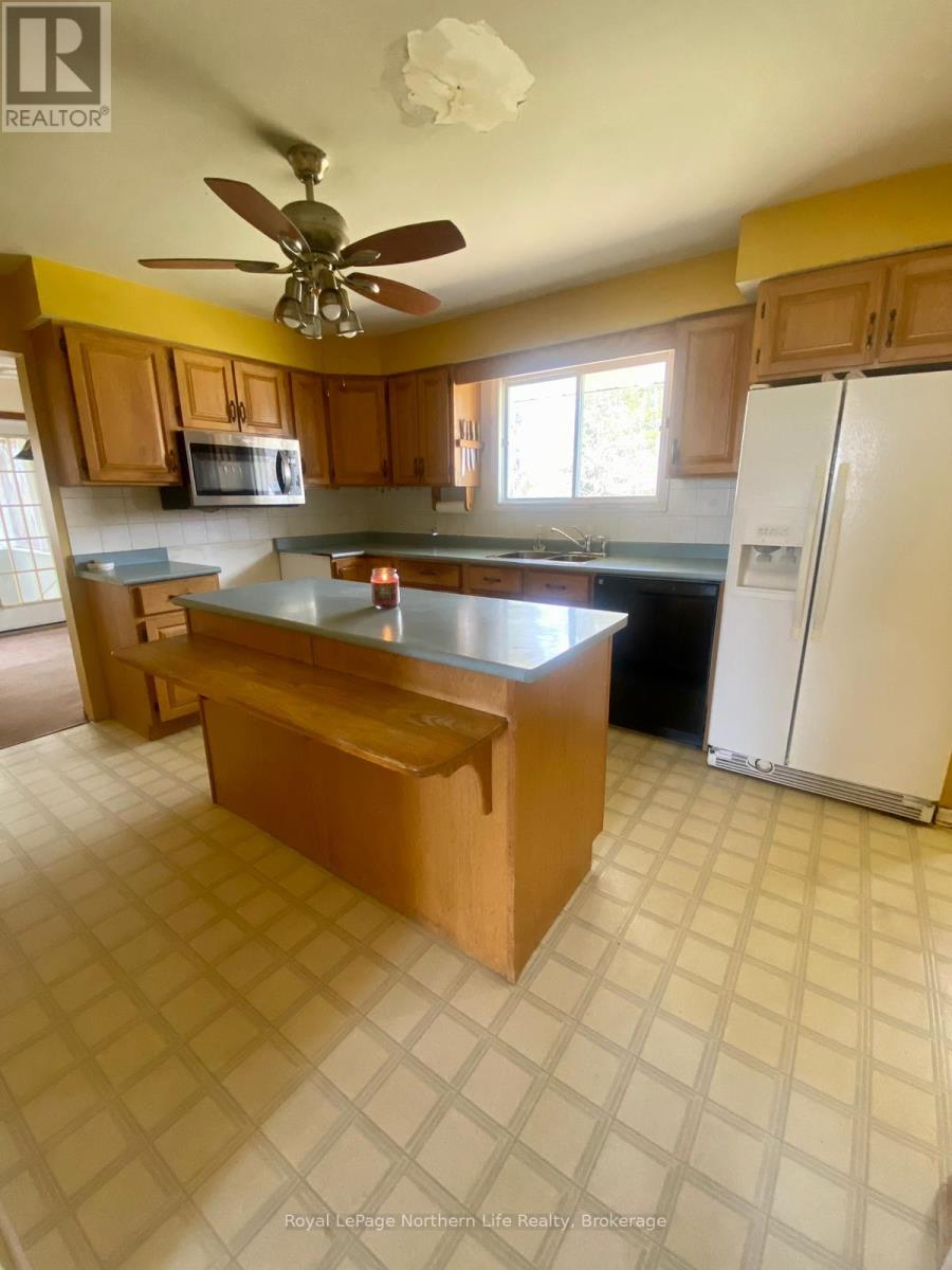 398 Voyer Road, East Ferris, Ontario  P0H 1K0 - Photo 10 - X12130602