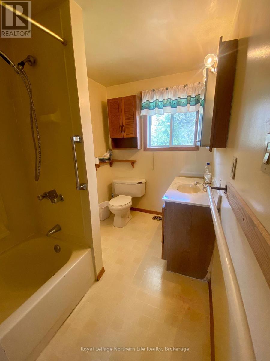398 Voyer Road, East Ferris, Ontario  P0H 1K0 - Photo 16 - X12130602