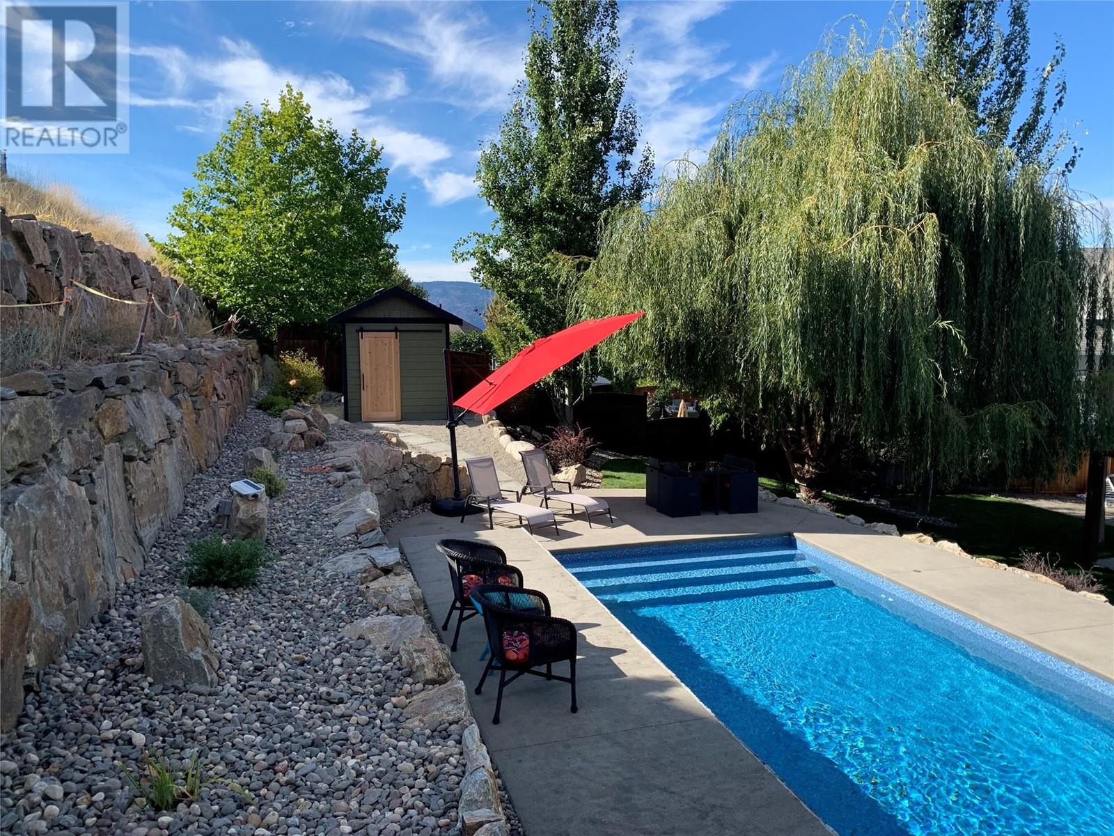 5407 Hedeman Court, Kelowna, British Columbia  V1W 5A3 - Photo 3 - 10346067