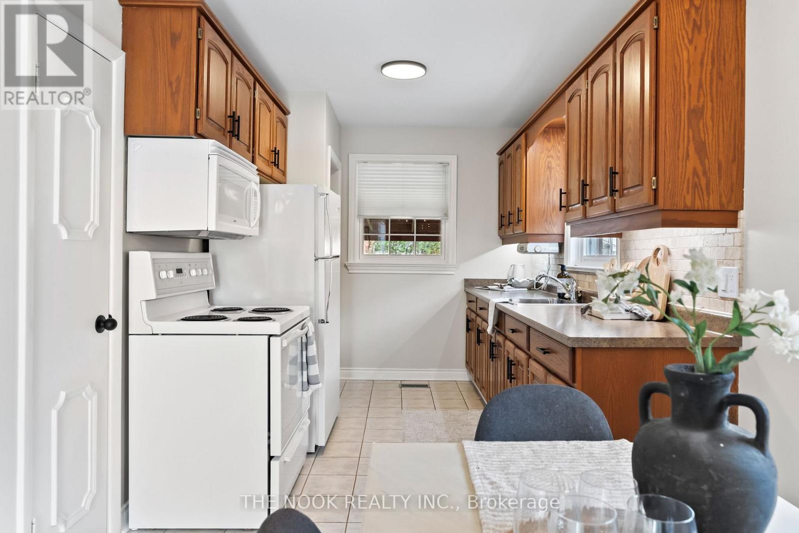 287 Windsor Street, Oshawa, Ontario  L1H 6G5 - Photo 9 - E12130526