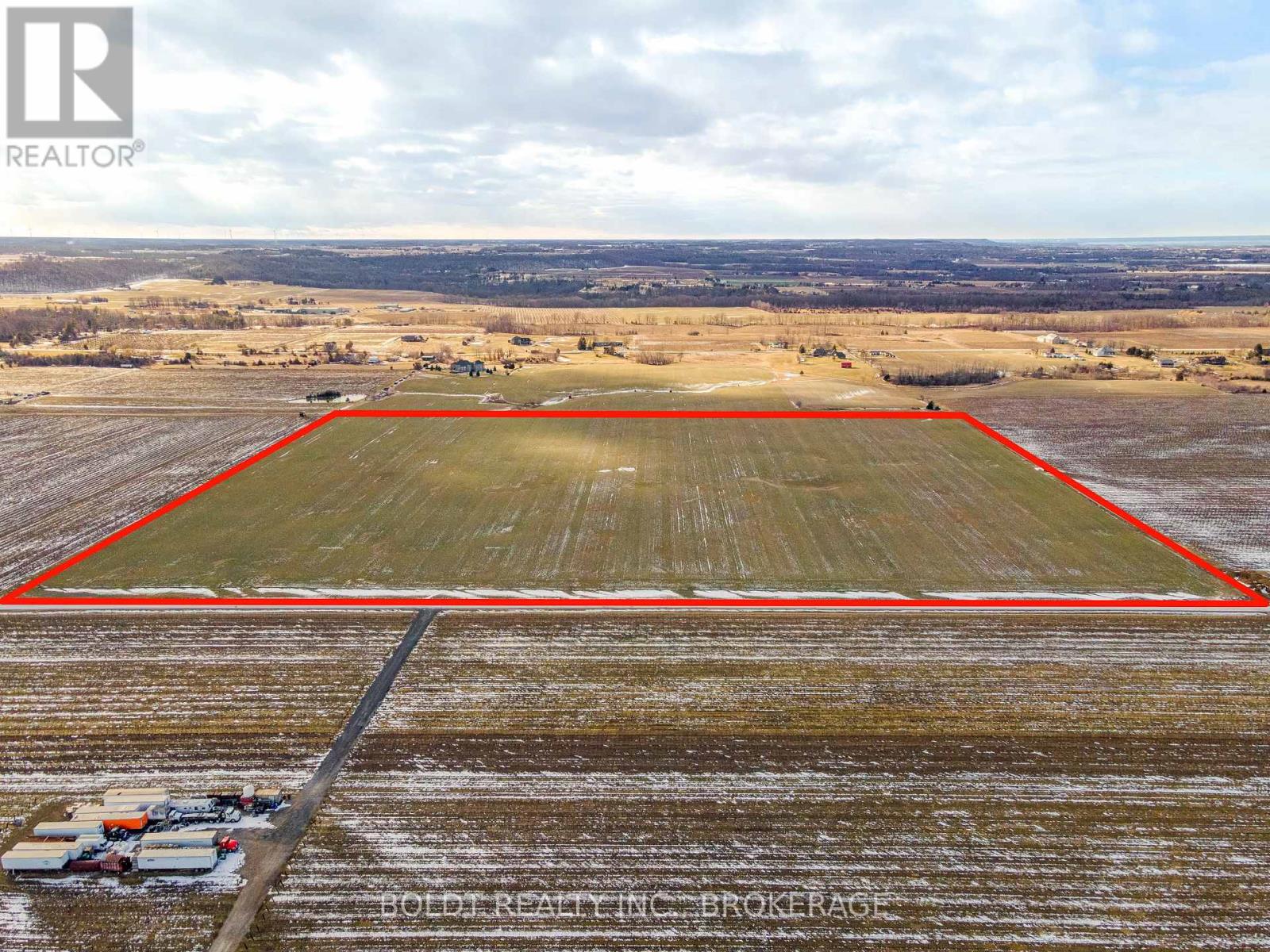 2669 Third Street, St. Catharines (Rural Eighth), Ontario  L2R 6P7 - Photo 4 - X12130639