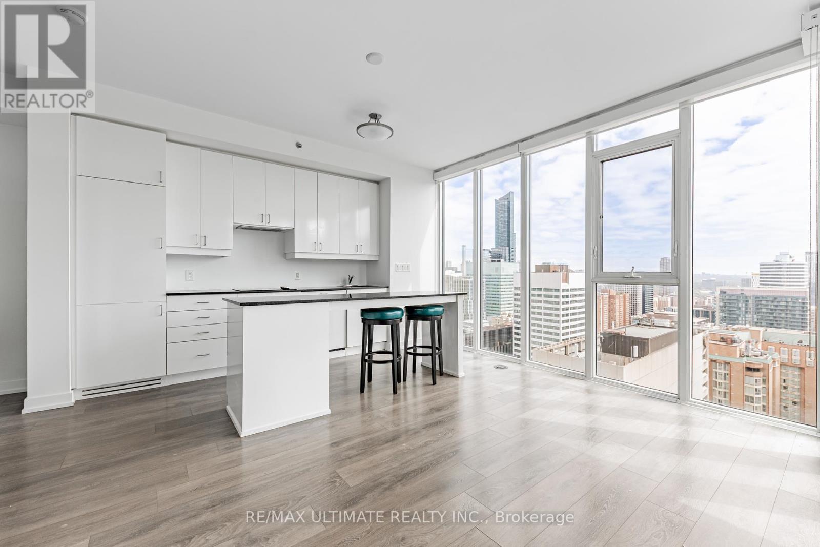 3508 - 426 University Avenue, Toronto, Ontario  M5G 1S9 - Photo 8 - C12130275