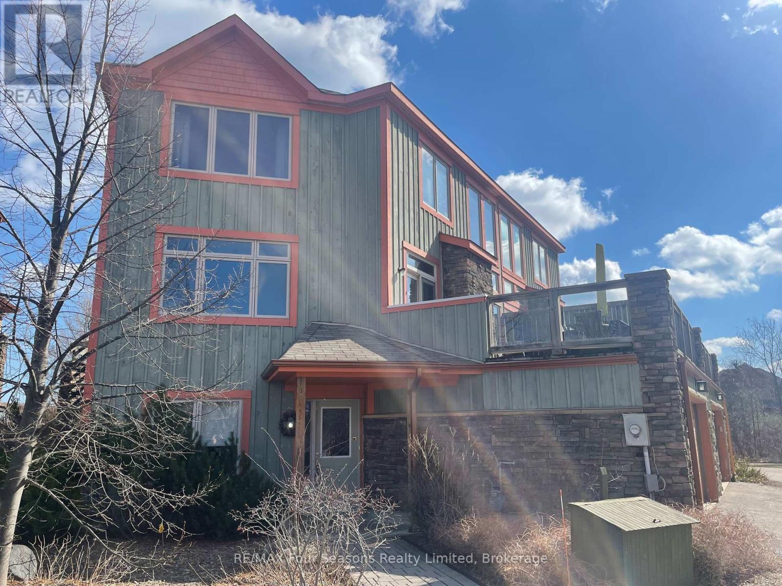 59 - 204 Blueski George Crescent, Blue Mountains, Ontario  L9Y 0V4 - Photo 1 - X12130630