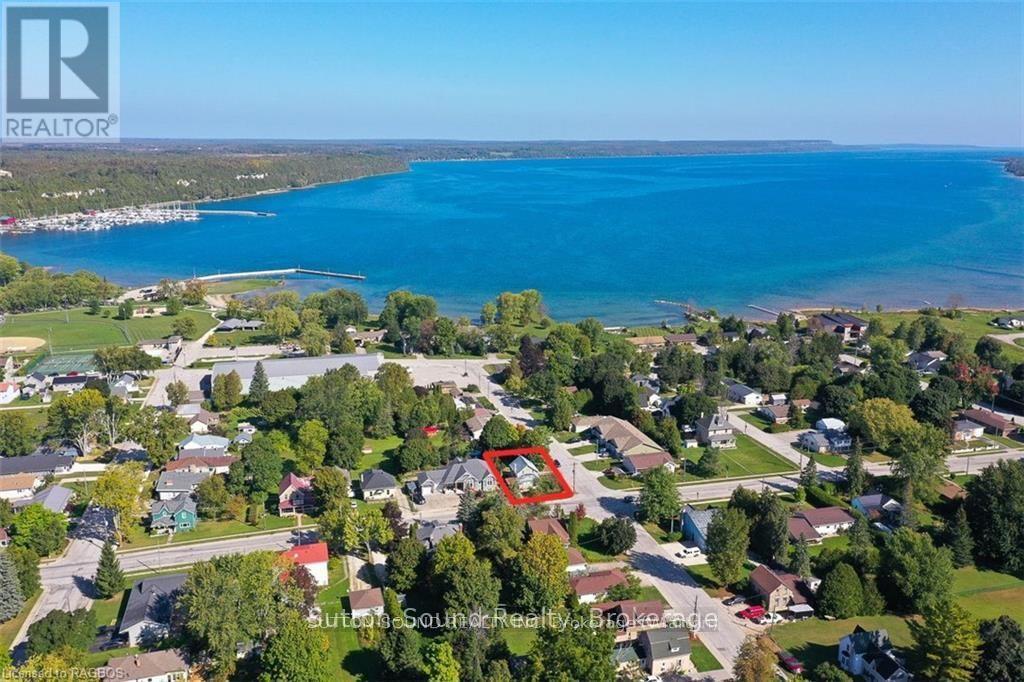514 Frank Street, South Bruce Peninsula, Ontario  N0H 2T0 - Photo 32 - X12130707