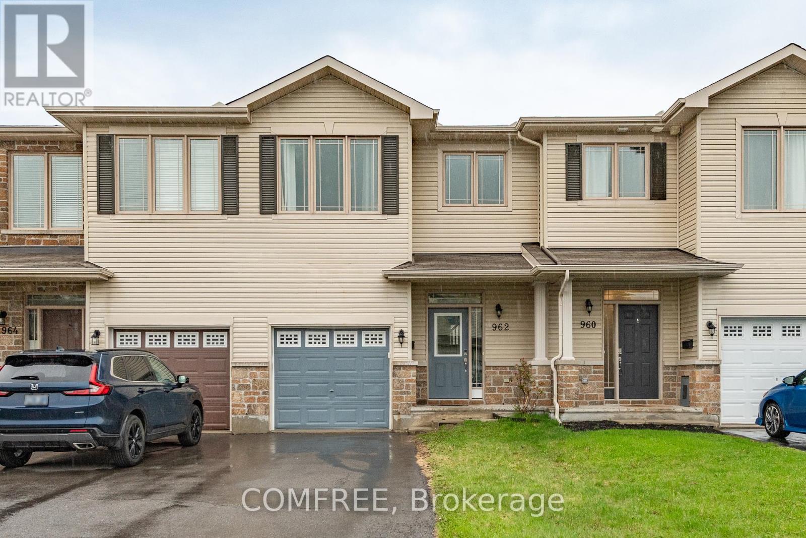 962 Linaria Walk, Ottawa, Ontario  K4A 0H9 - Photo 1 - X12130590