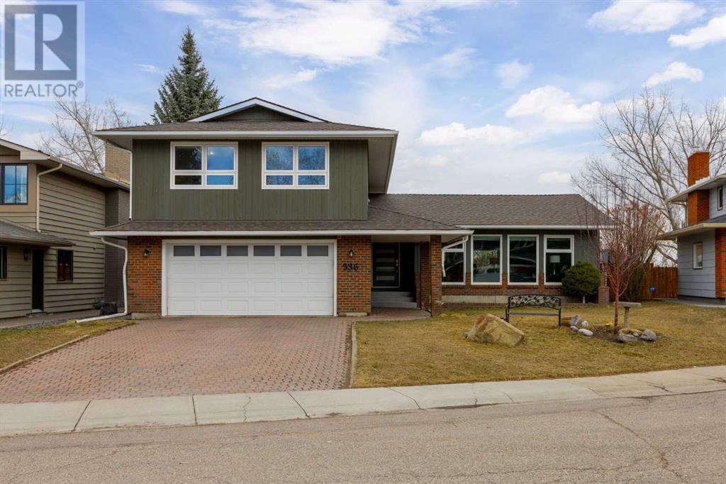 Property at 336 Midvalley Place SE image 3