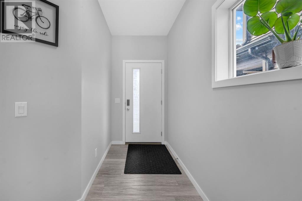 Property at 327 Savanna Way NE image 3