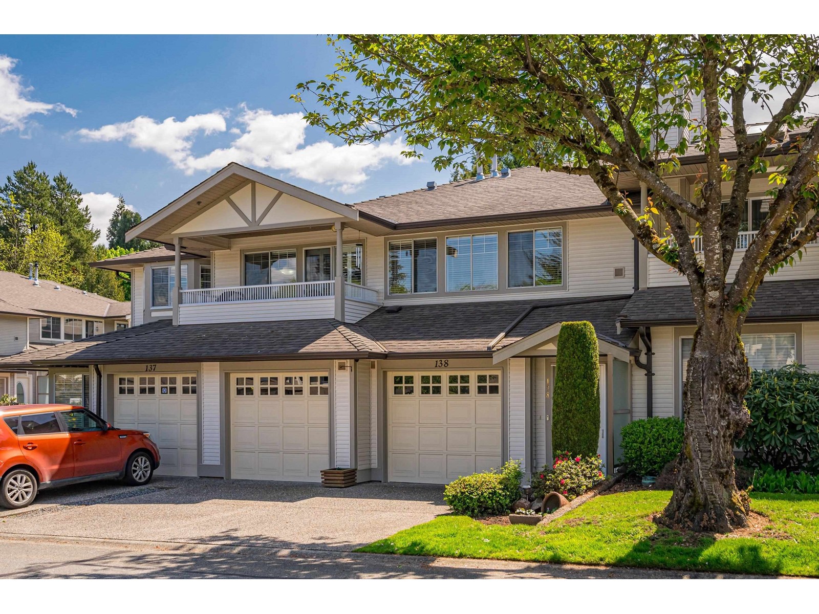 Property at 138 20391 96 AVENUE image 2