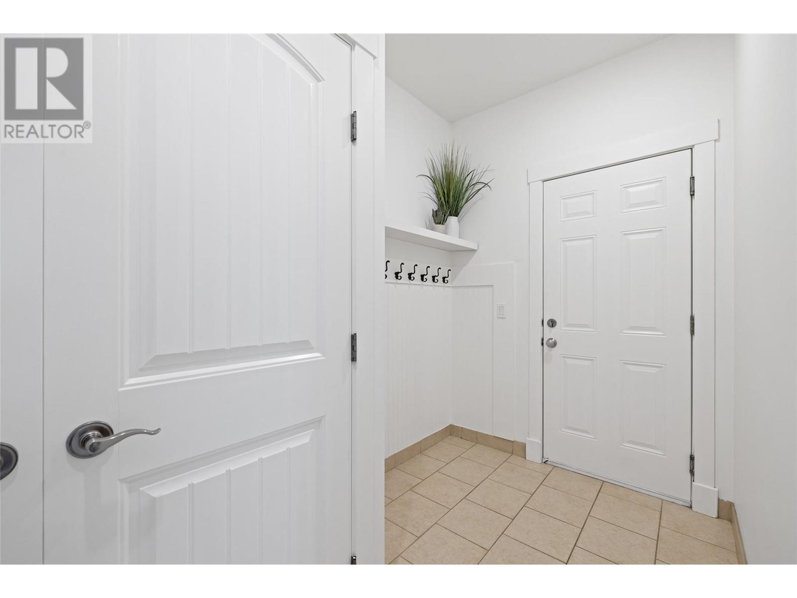 1185 Peak Point Drive, West Kelowna, British Columbia  V1Z 4A9 - Photo 31 - 10346364