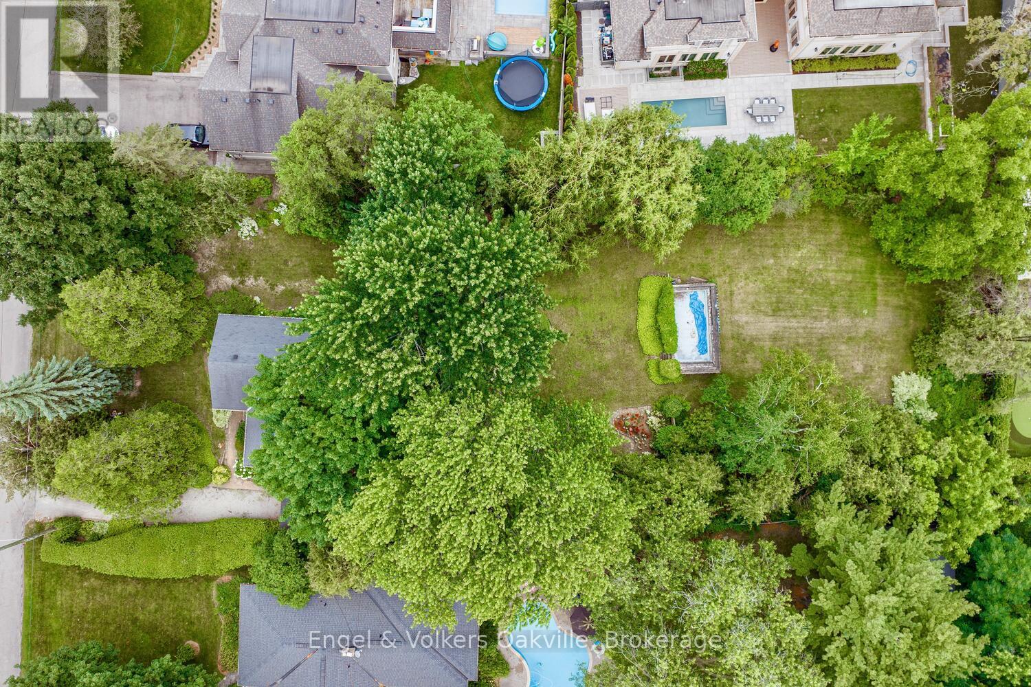 504 Chamberlain Lane, Oakville, Ontario  L6J 4H6 - Photo 15 - W12130687