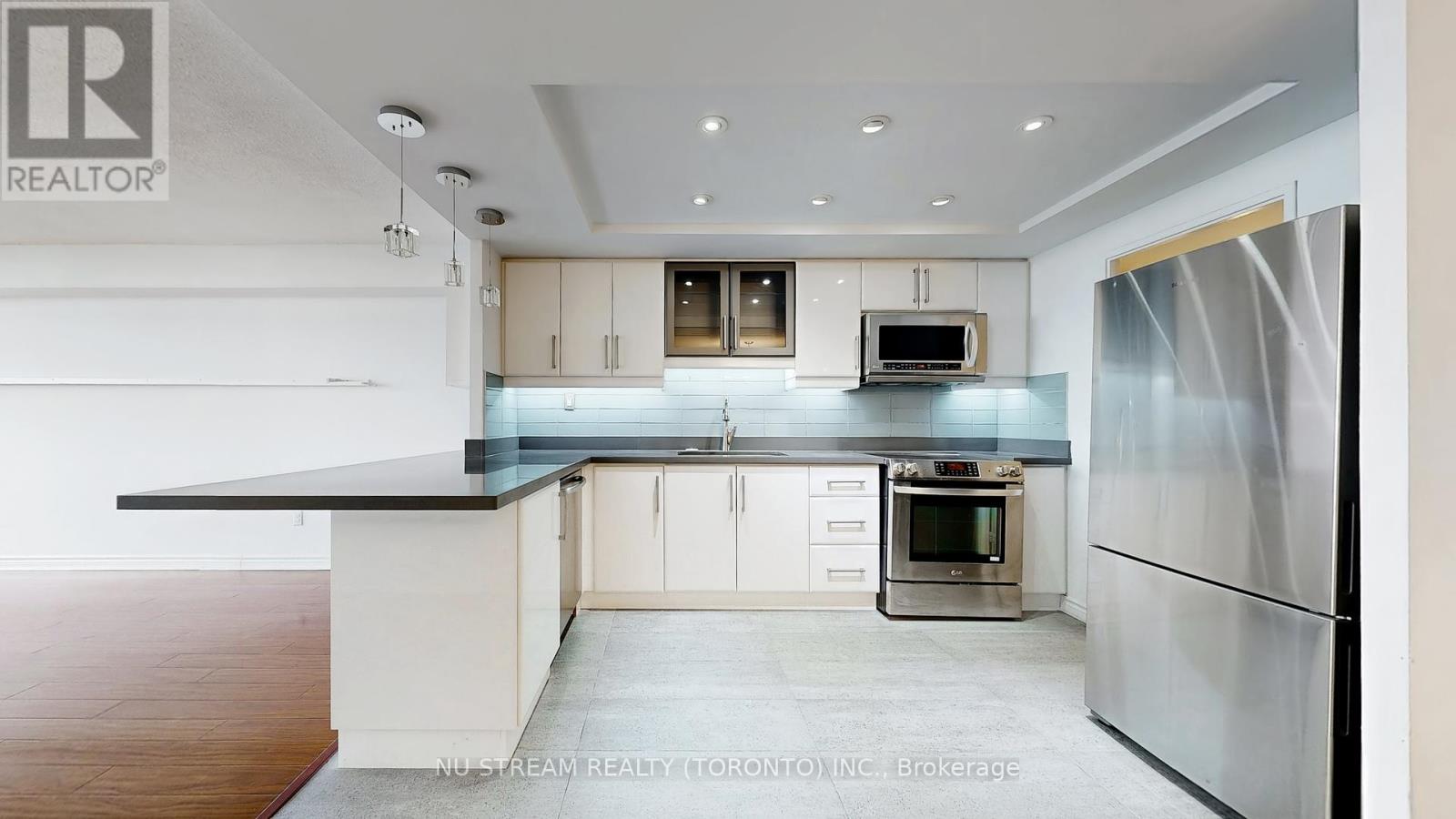 2406 - 1555 Finch Avenue E, Toronto, Ontario  M2J 4X9 - Photo 10 - C12130451