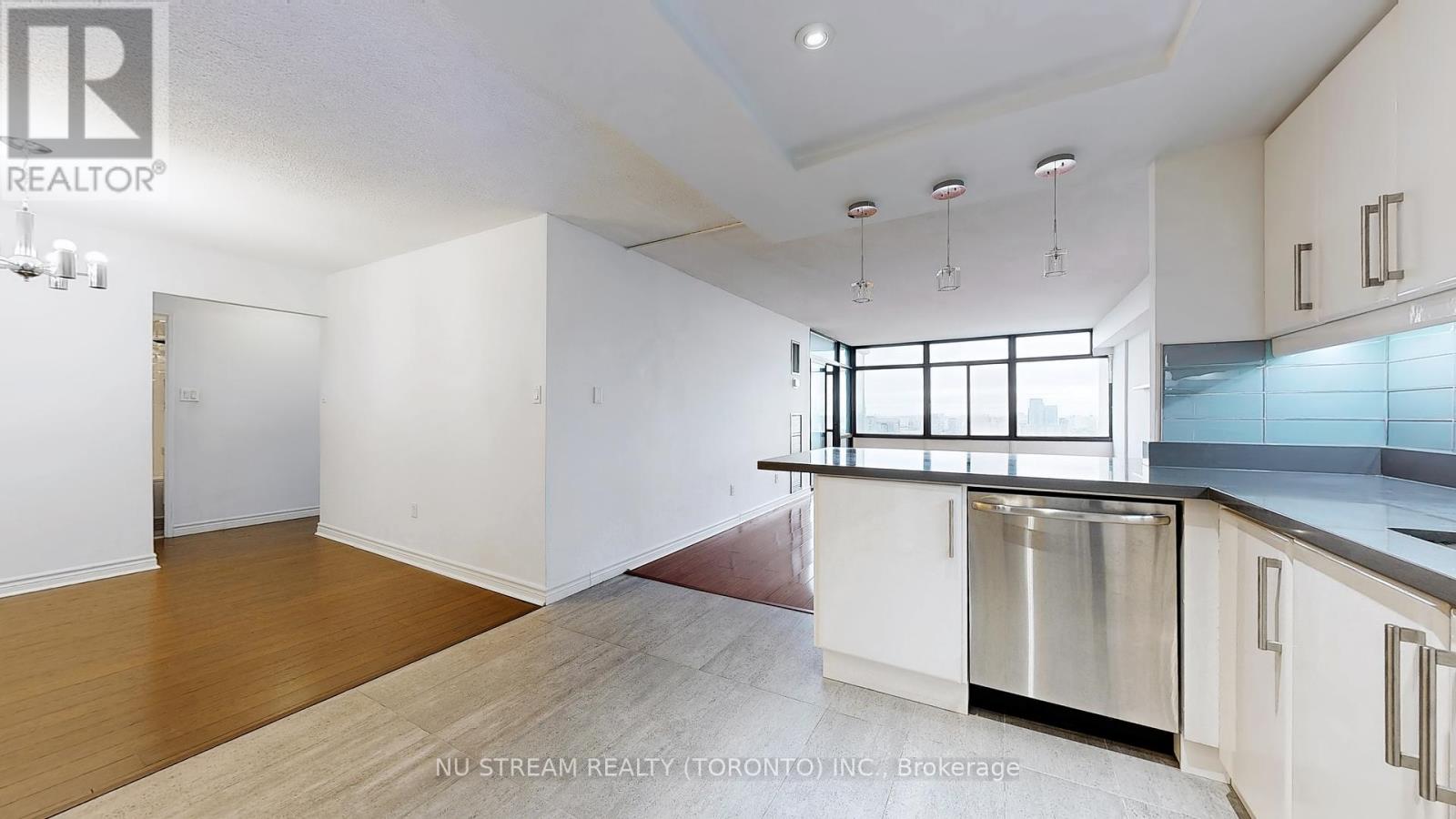 2406 - 1555 Finch Avenue E, Toronto, Ontario  M2J 4X9 - Photo 12 - C12130451