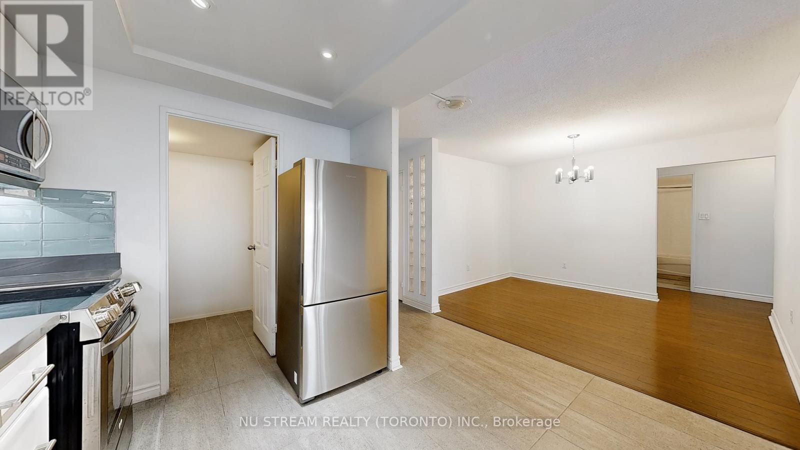 2406 - 1555 Finch Avenue E, Toronto, Ontario  M2J 4X9 - Photo 13 - C12130451
