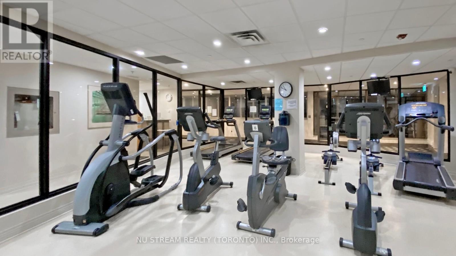 2406 - 1555 Finch Avenue E, Toronto, Ontario  M2J 4X9 - Photo 31 - C12130451