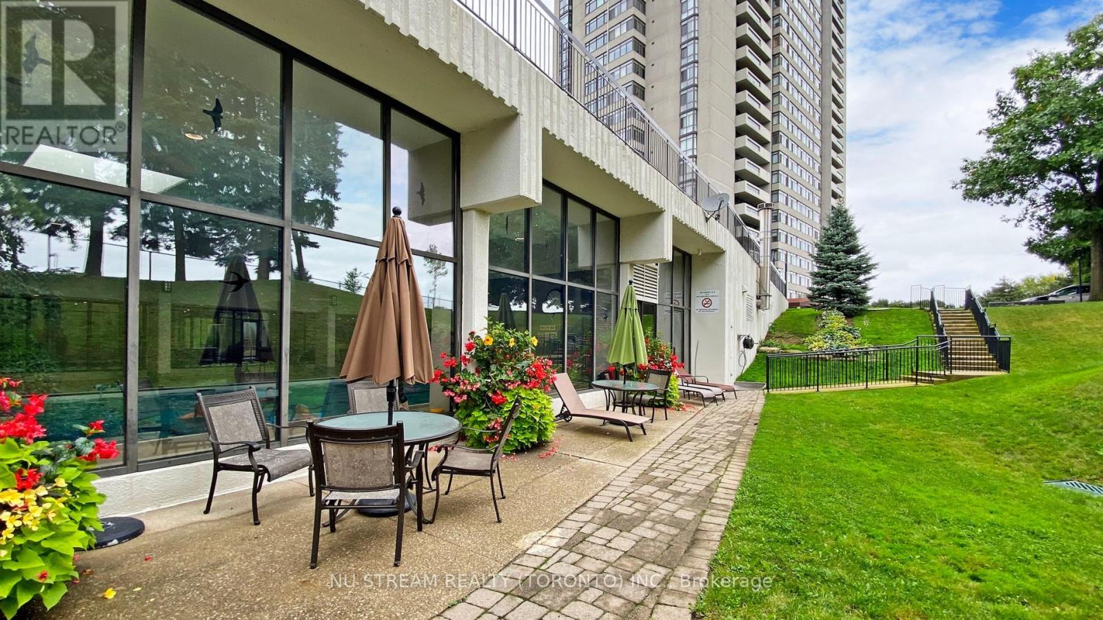 2406 - 1555 Finch Avenue E, Toronto, Ontario  M2J 4X9 - Photo 39 - C12130451