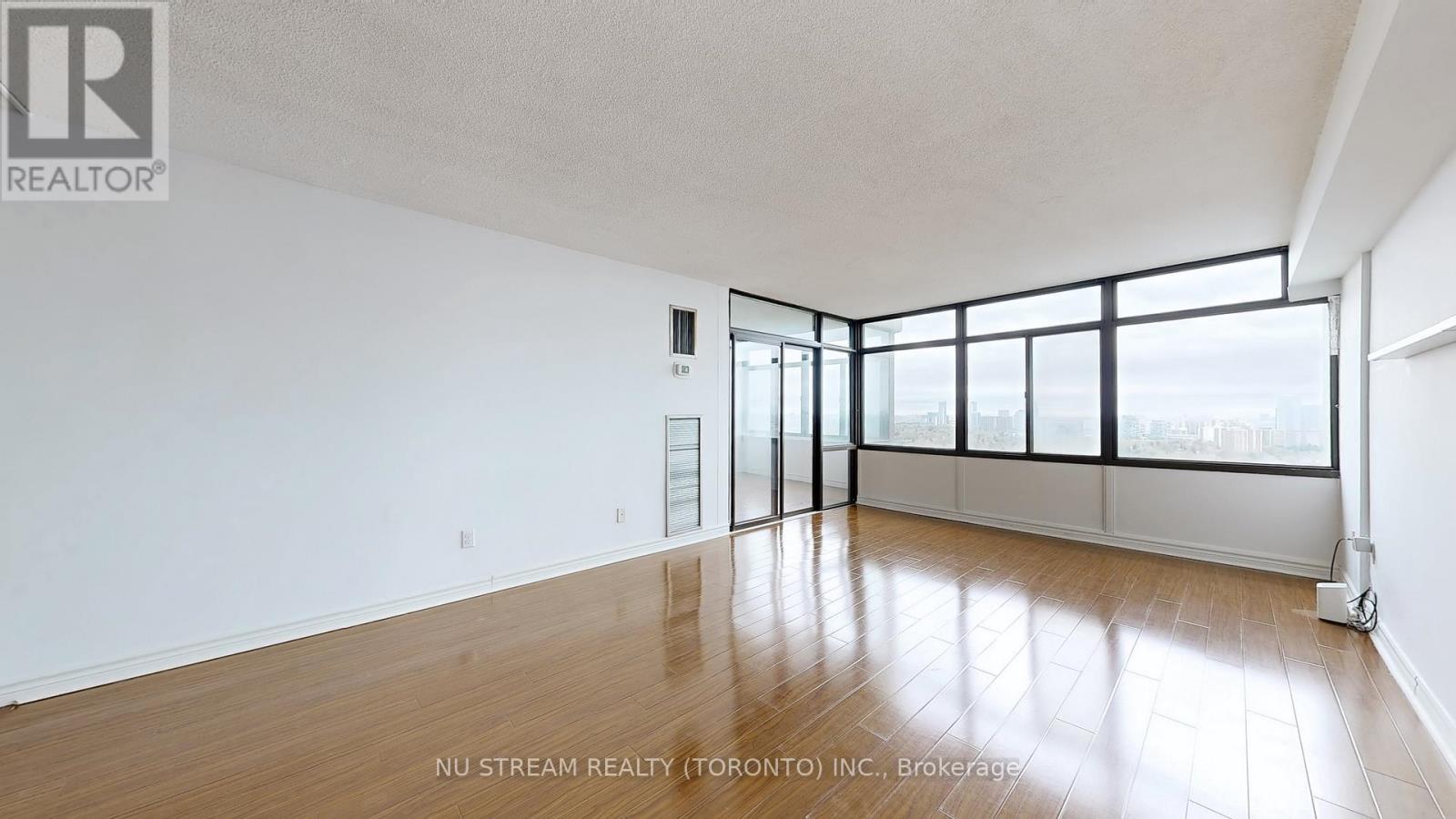 2406 - 1555 Finch Avenue E, Toronto, Ontario  M2J 4X9 - Photo 6 - C12130451